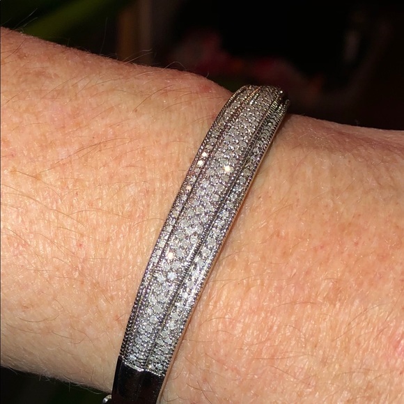 Genuine Diamond Hinged Bangle Bracelet - Picture 7 of 8
